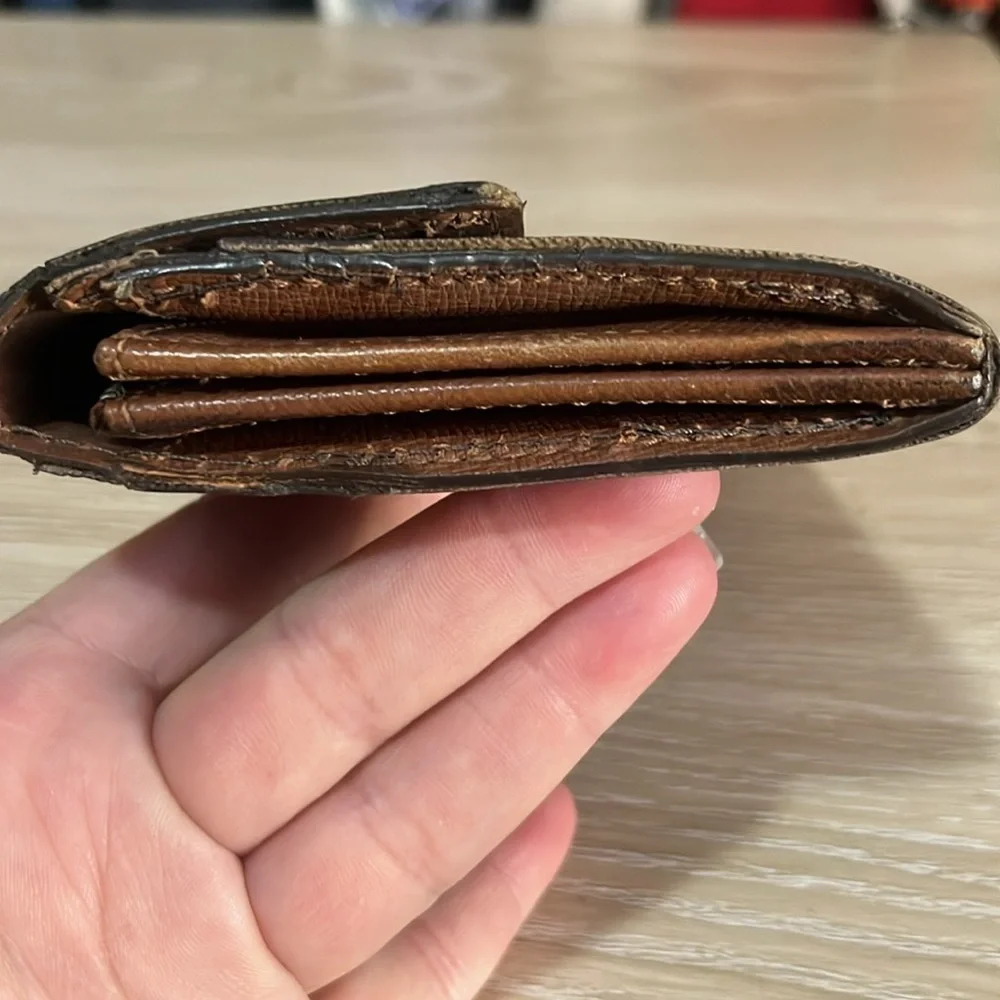 Louis Vuitton Sarah Long Wallet
